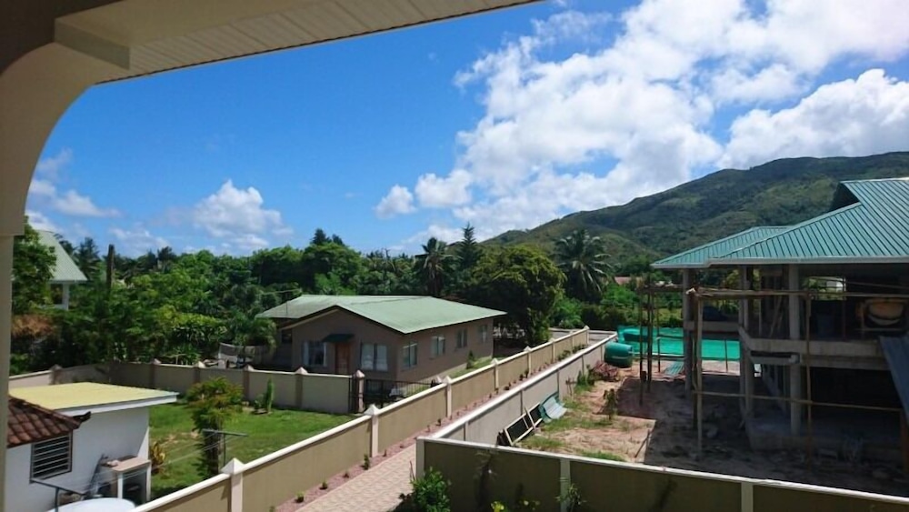 Seashell Beach Villa 4/32