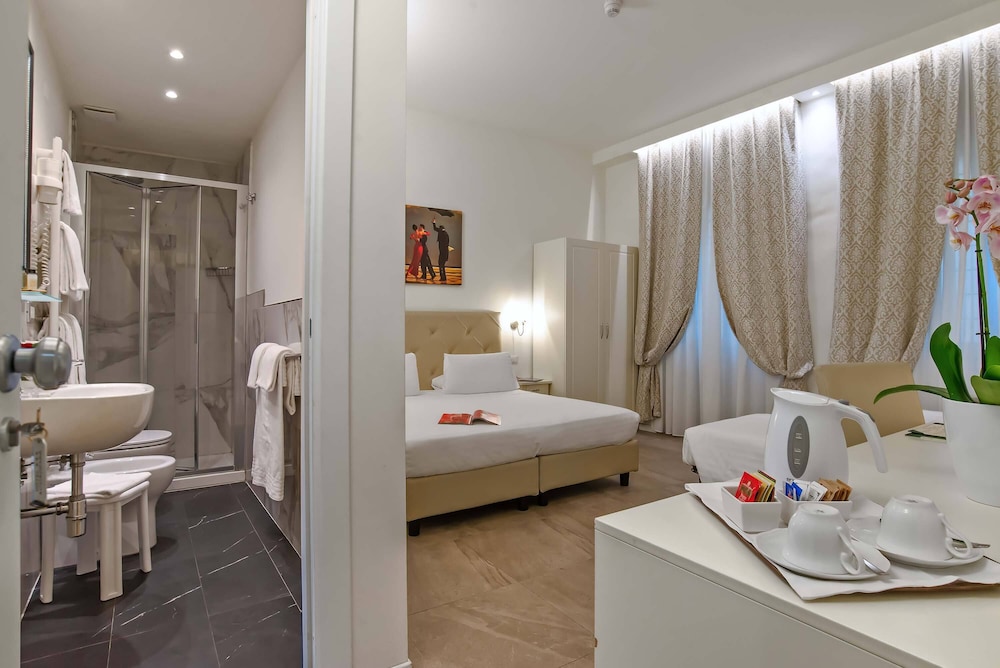 Hotel Accademia 55/56