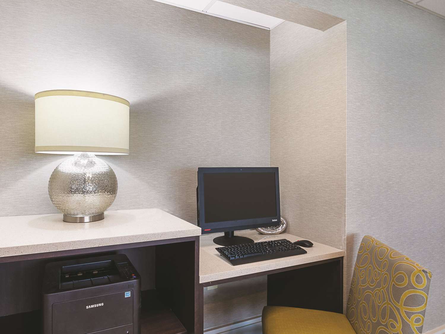 La Quinta Inn & Suites by Wyndham Austin Round Rock 14/16