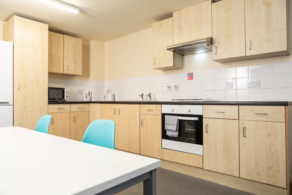 Albert Court Campus Accommodation 9/15