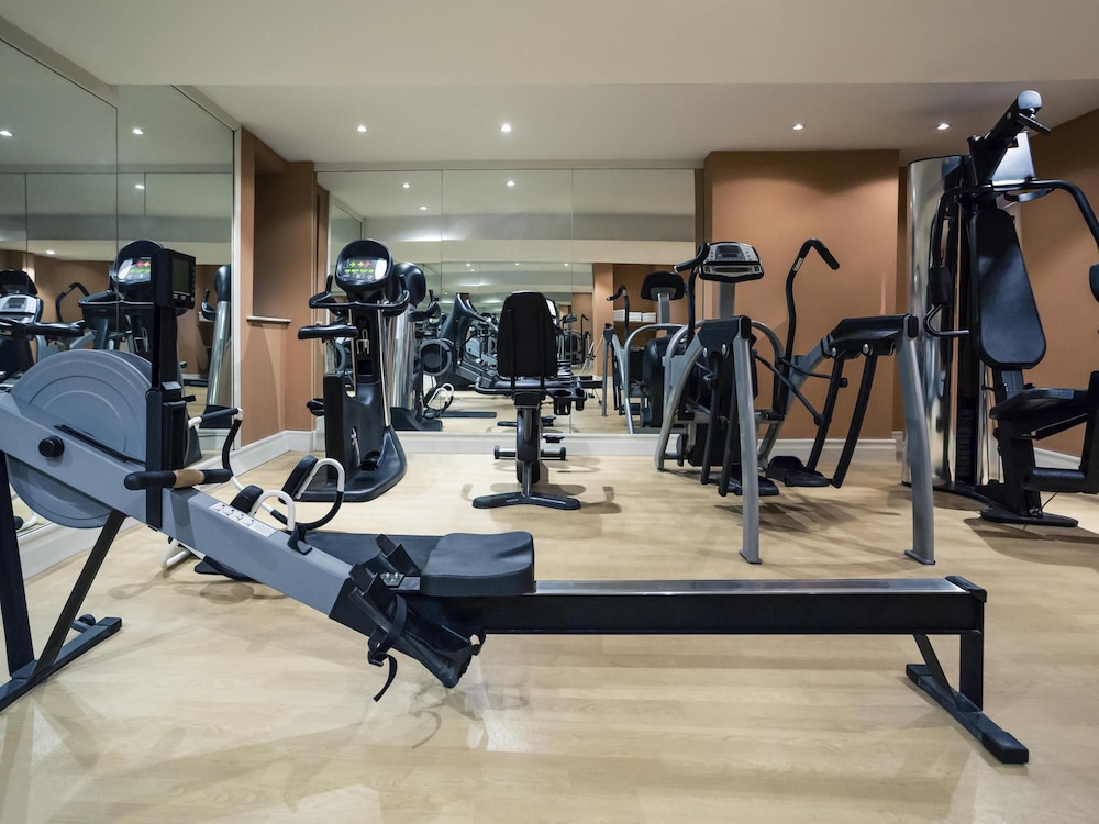 Mercure London Heathrow 39/68