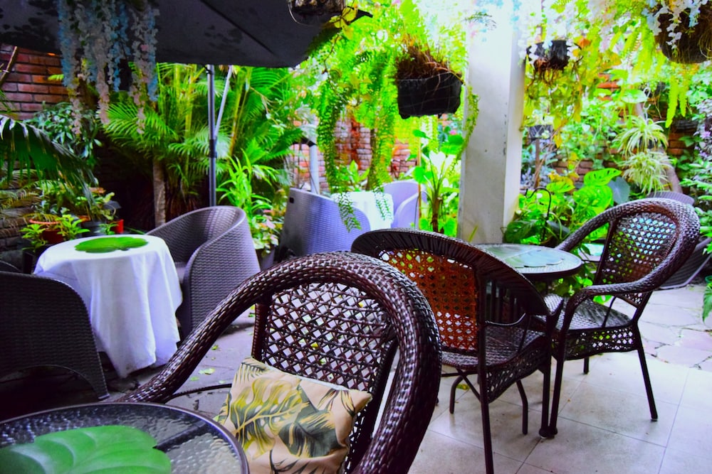 Alojamiento El Salvador Guest House 35/50