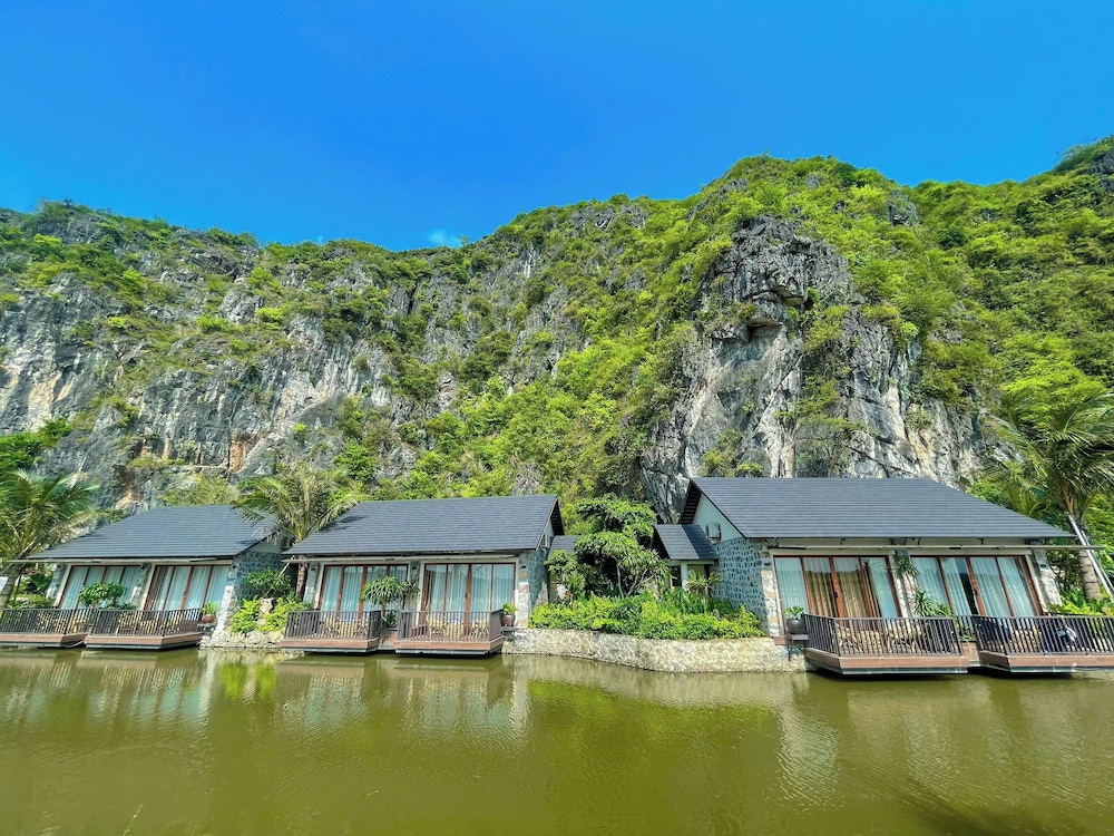 Athena Premier Resort Ninh Bình 46/50