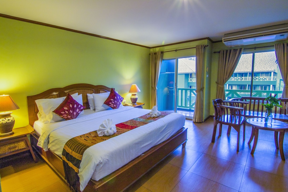Phuphaya Resort Pattaya 15/47