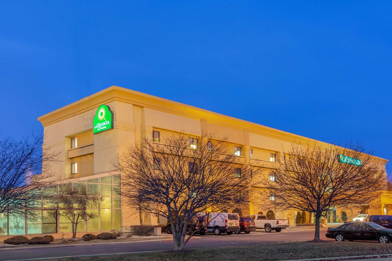 La Quinta Inn & Suites by Wyndham Chicago Tinley Park 2/47