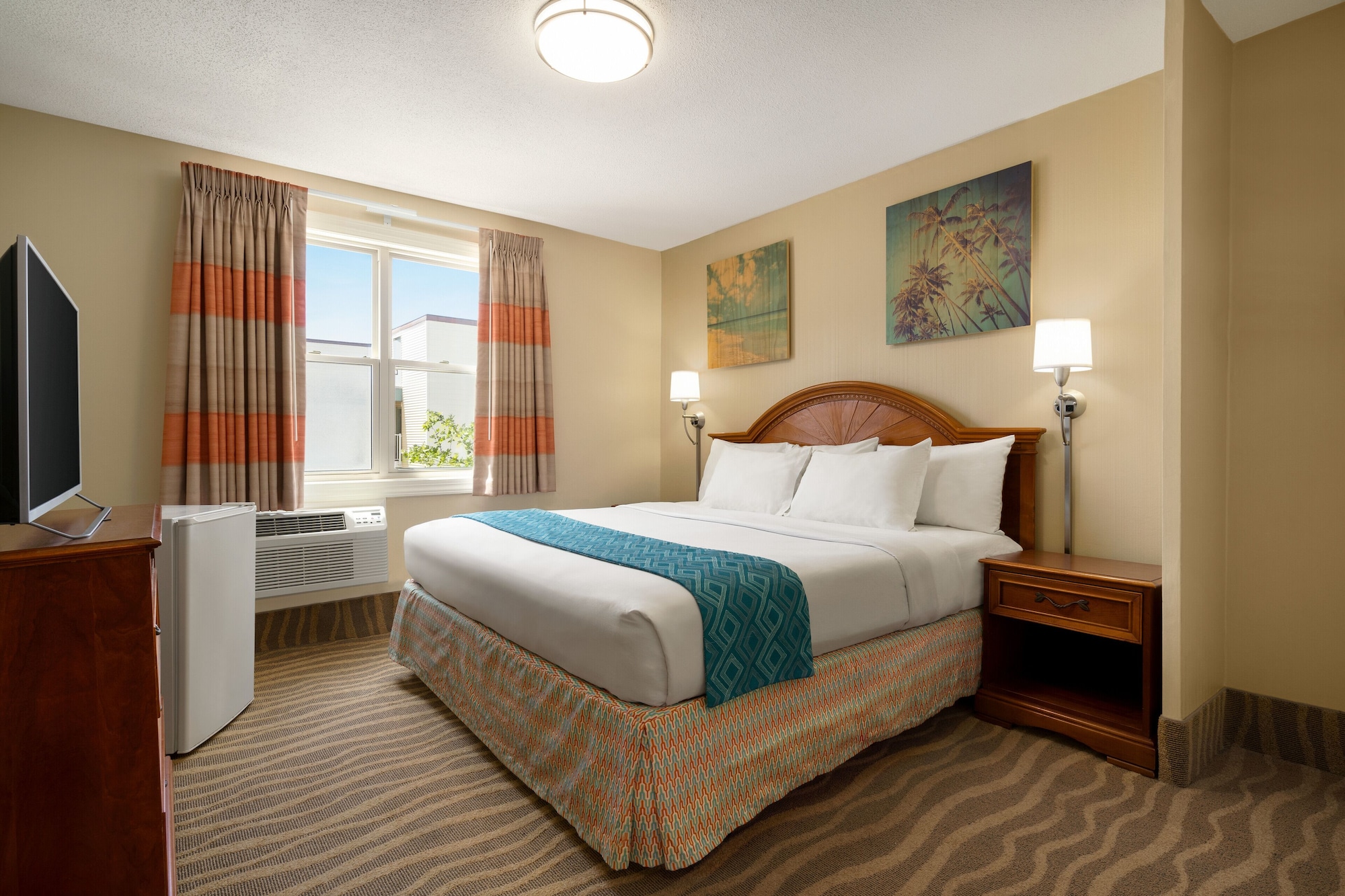 Room, Double Bed, Pool Side