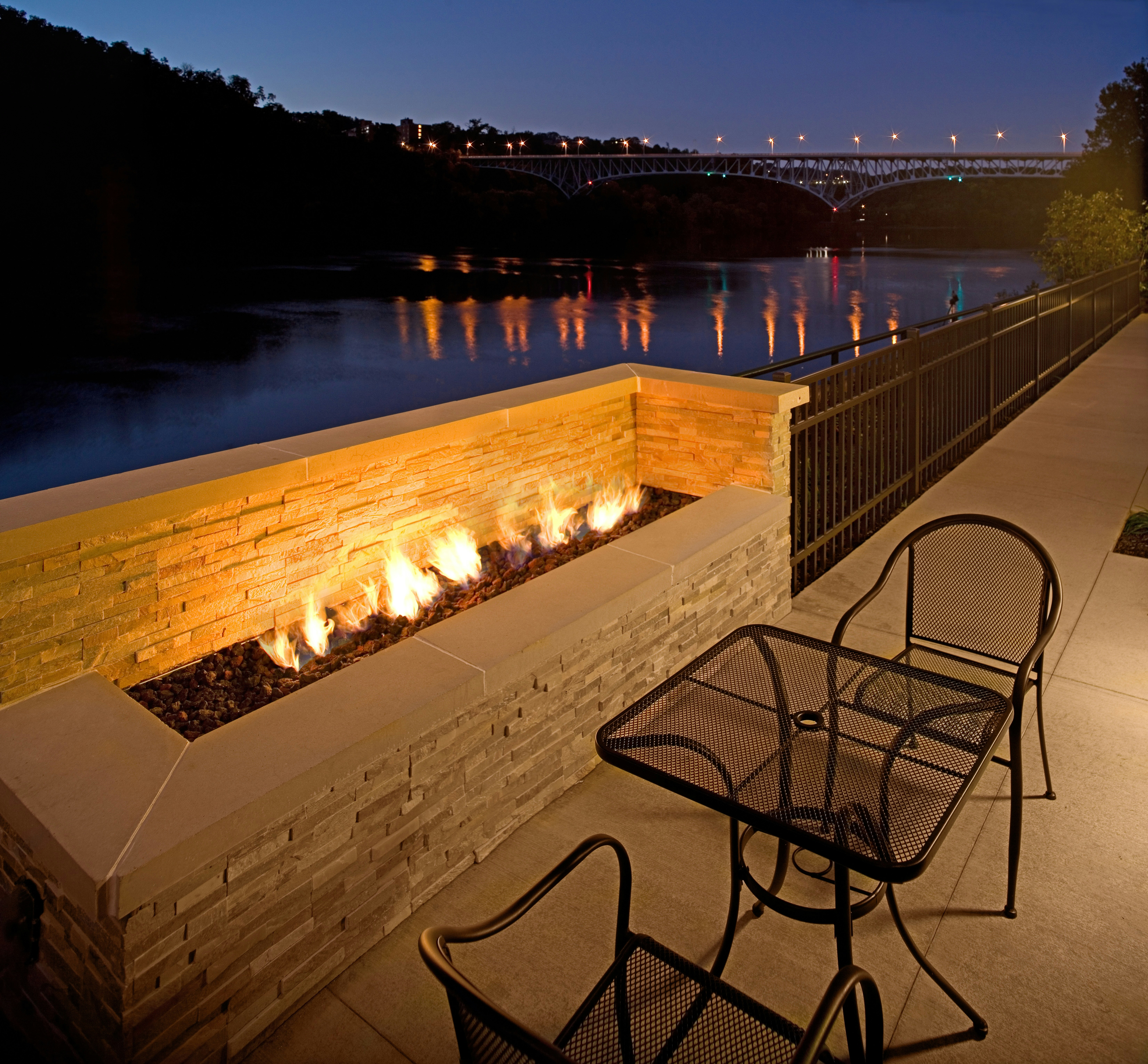 Hampton Inn and Suites Pittsburgh Waterfront West Homestead 34/37