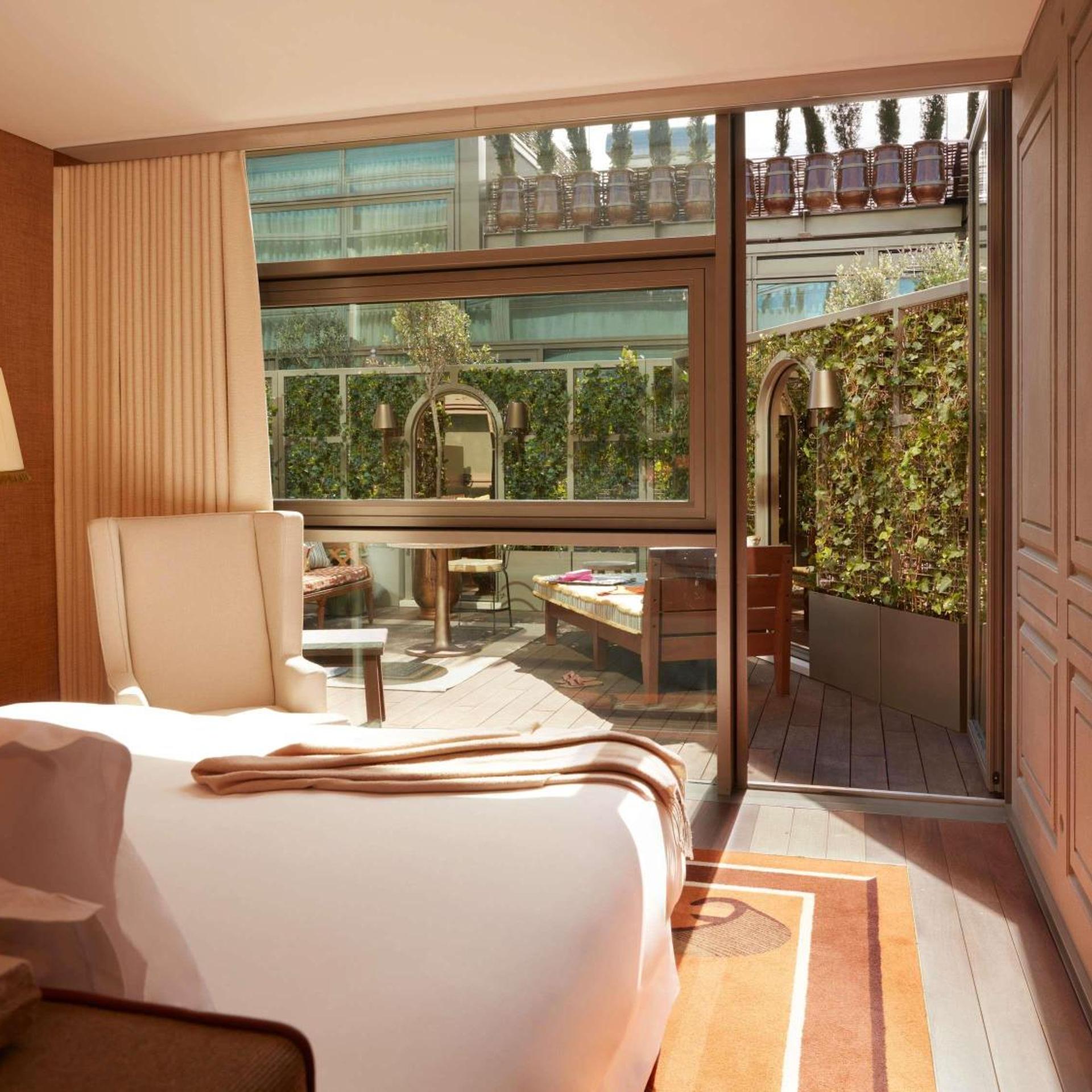 DELUXE, KING BED, TERRACE