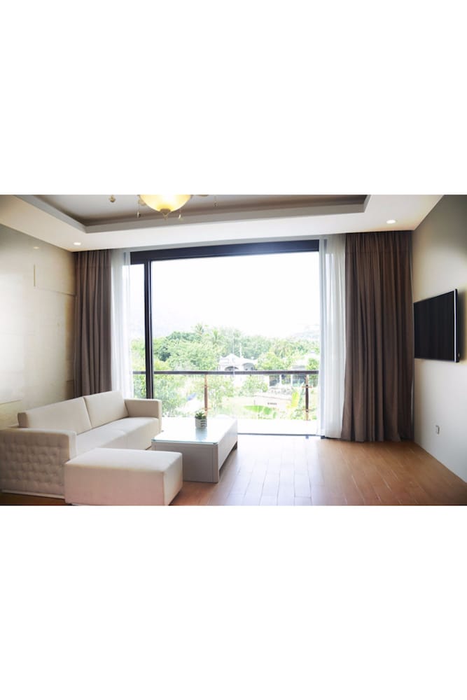 Diamond Bay Golf & Villas 22/41