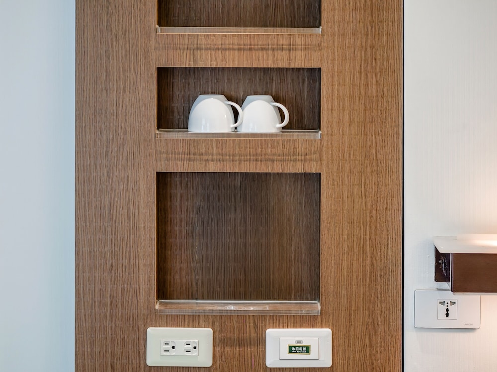 Kindness Hotel Xin Jue Jiang 12/84