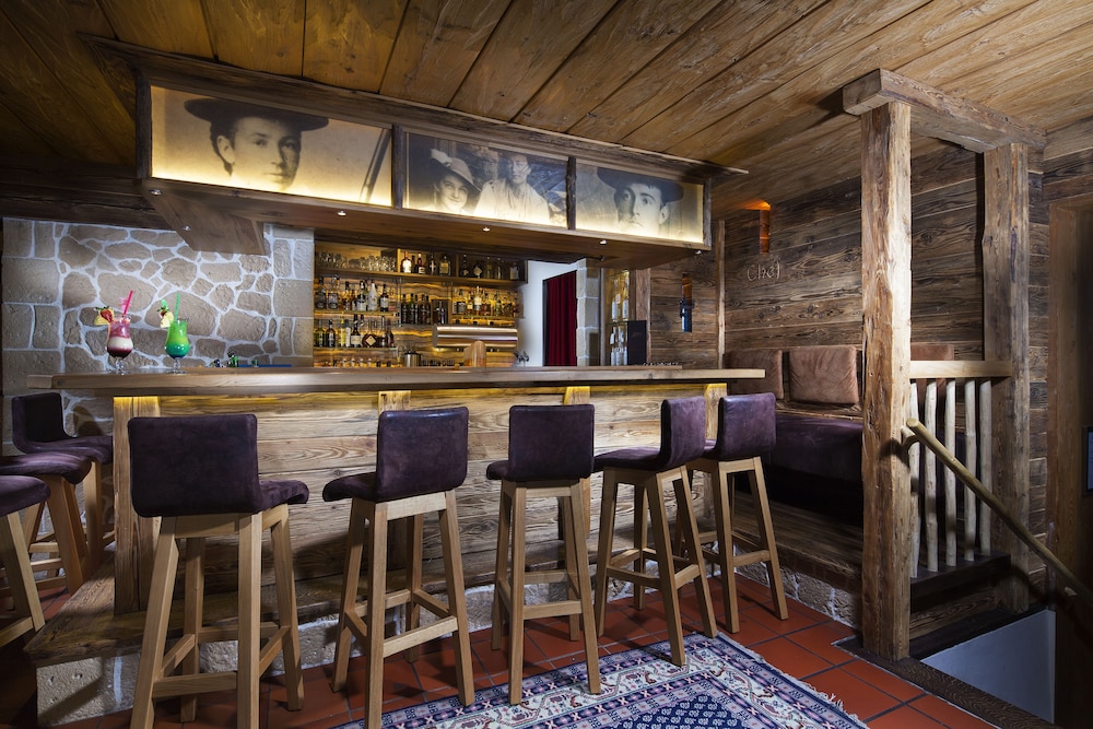 Hotel Alpenhof 48/66