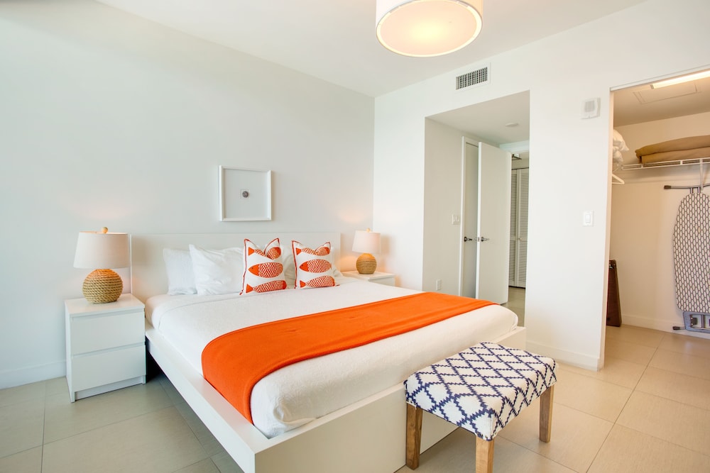 Miami Vacations Corporate Rentals - Monte Carlo 12/69