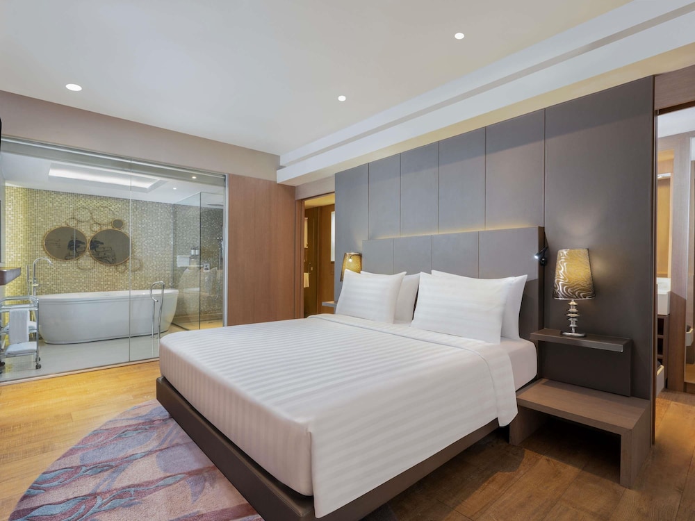 Mercure Jakarta Sabang 19/79