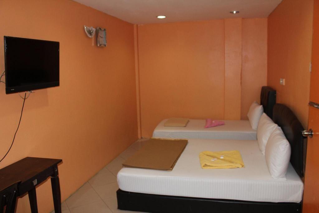 Batu Caves Budget Hotel 11/25