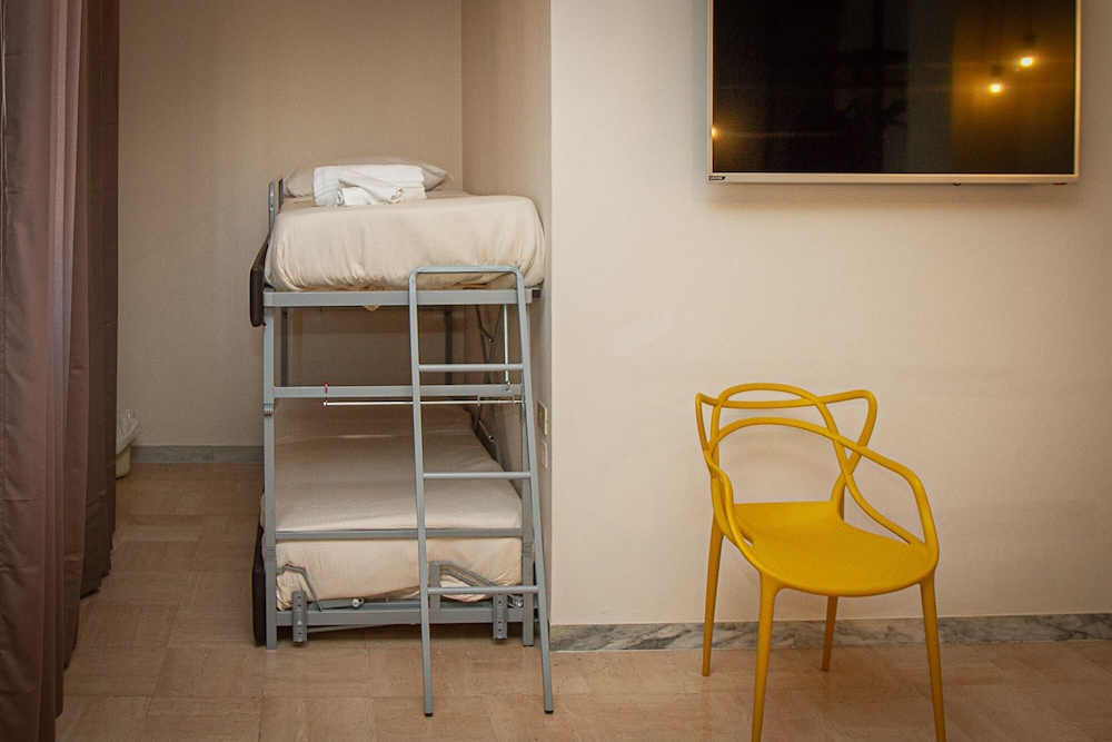 Ibis Styles Trani 16/39