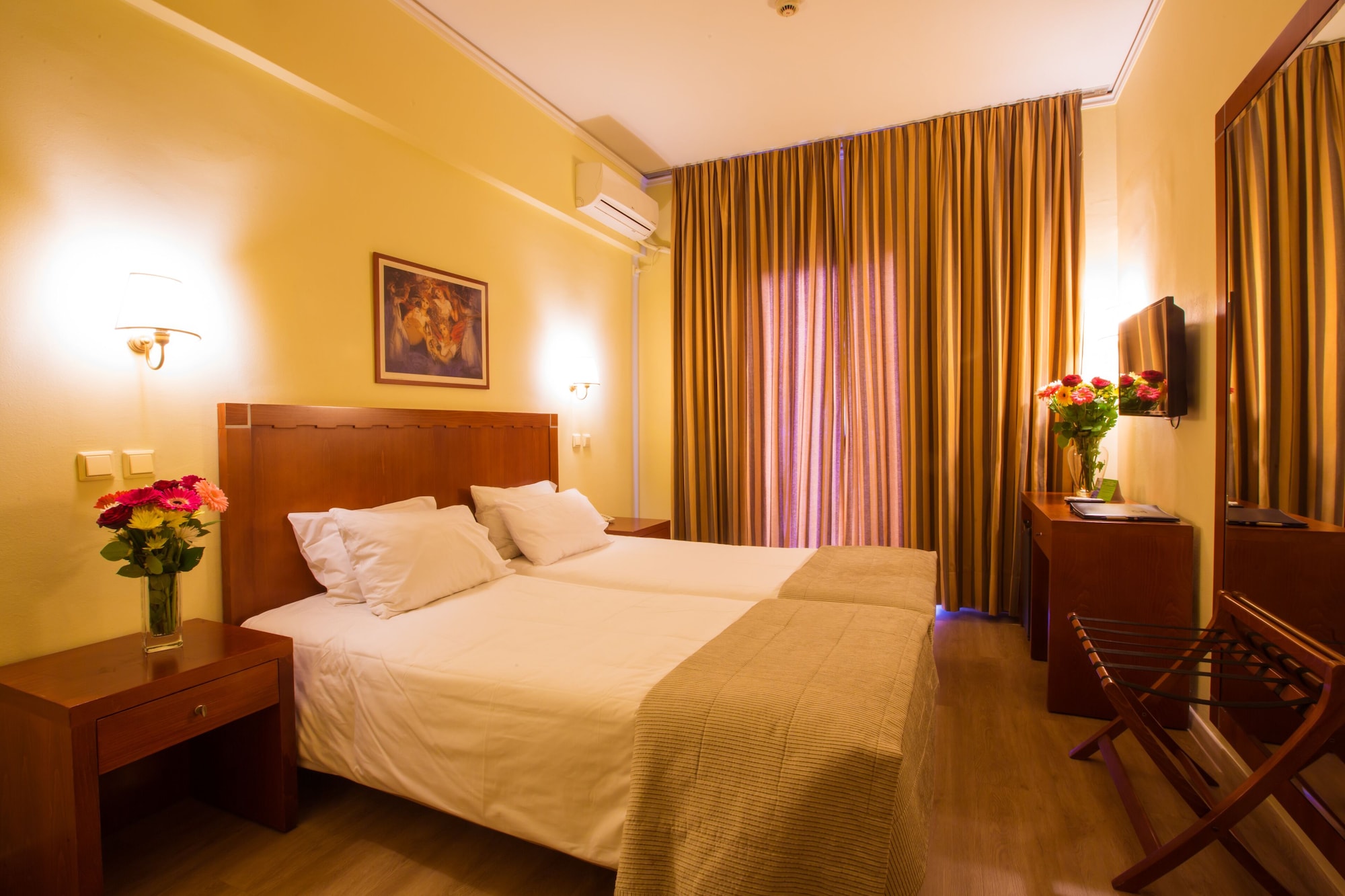 COMFORT, DOUBLE BED
