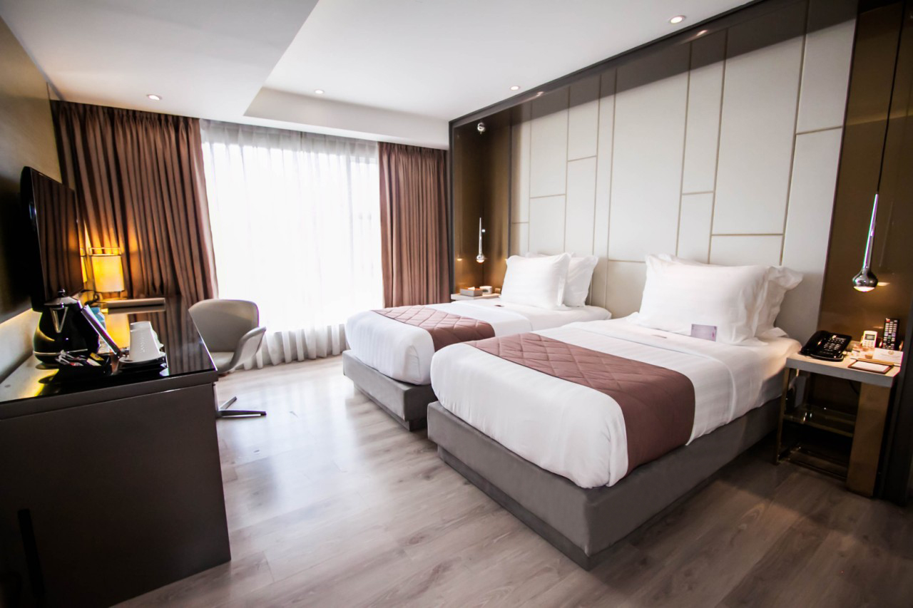 Deluxe, Twin Beds
