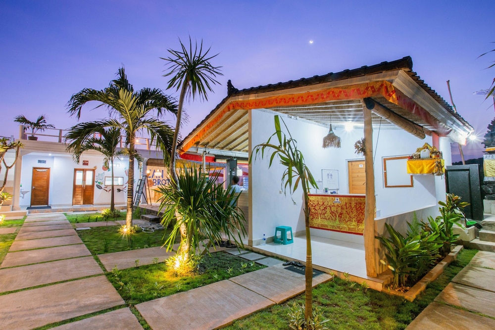 Rumah Marta Ceningan Island in BALI