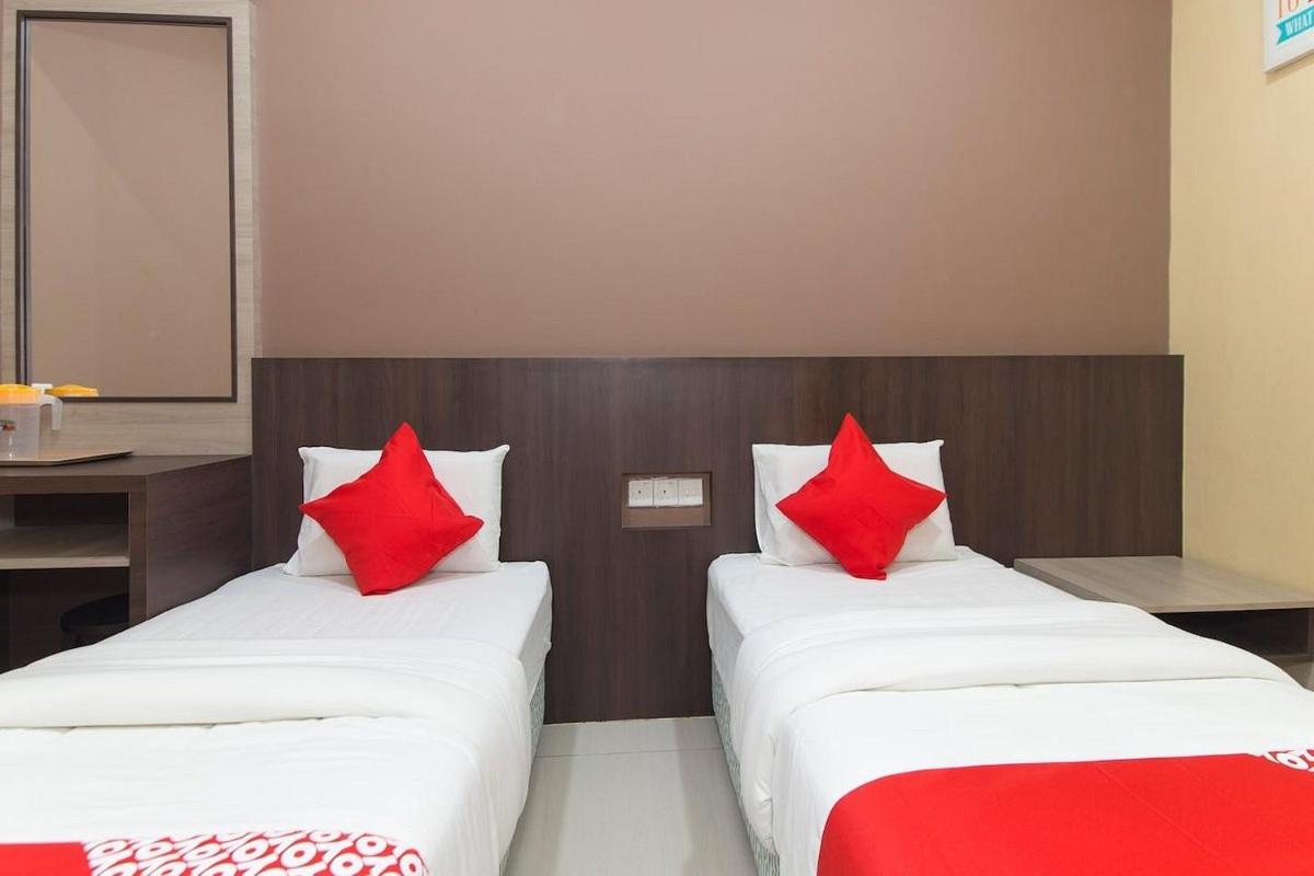Silibin Times Inn Hotel 18/25