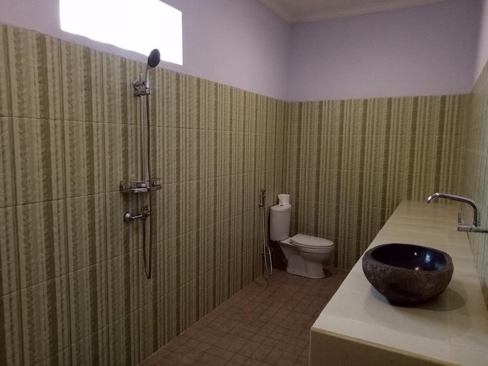 Bintang Hostel 24/50