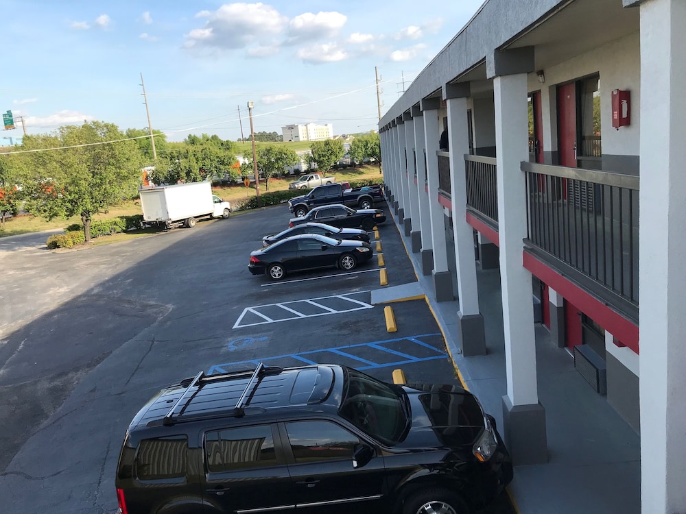 Americas Best Value Inn Ft Jackson 25/32