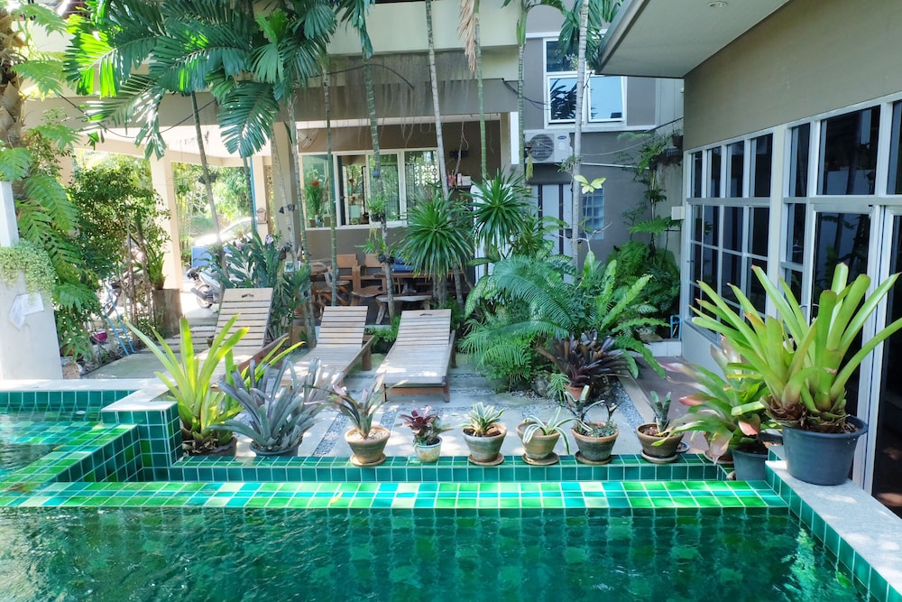 Benjamas Place 24/31