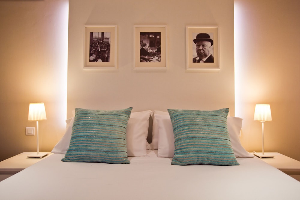 MADRID CENTRAL SUITES 17/26