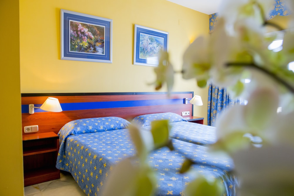 Hotel Biarritz 9/28