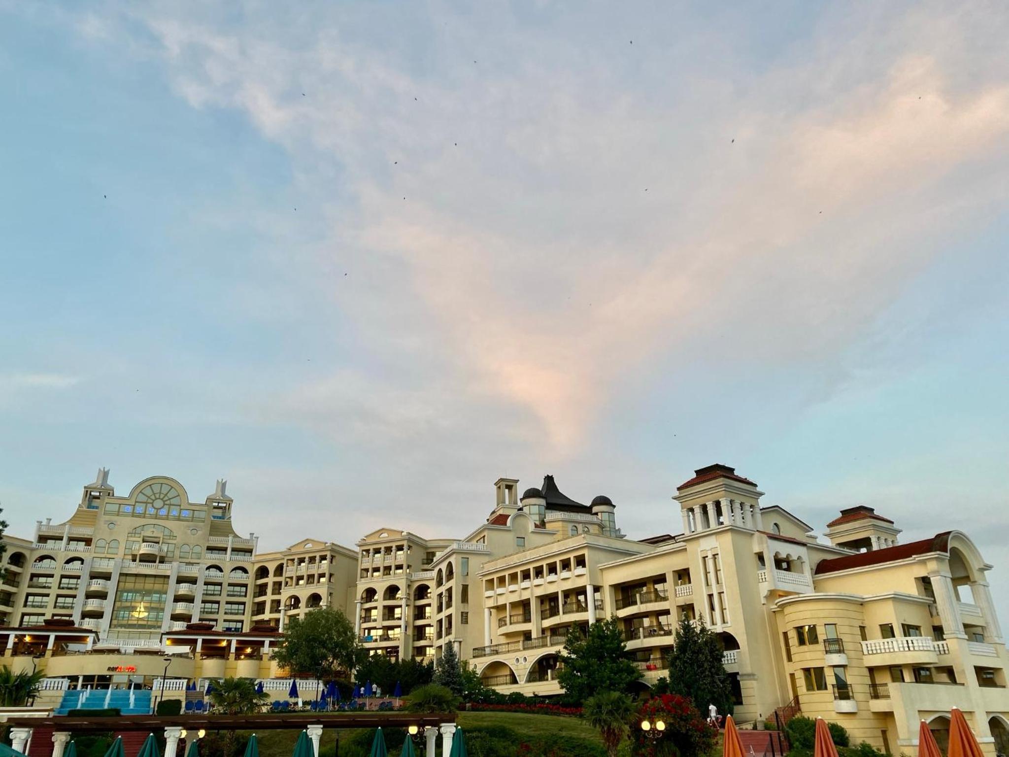 Marina Royal Palace 15/96