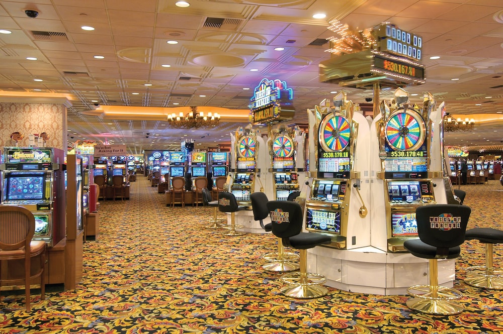 Gold Coast Hotel And Casino 46/58