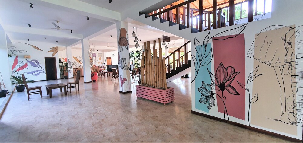 Blue Turtle Hotel 8/51