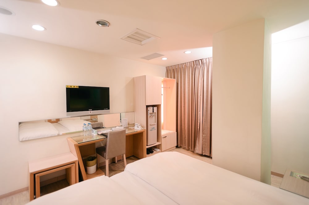 i-Deal Hotel 25/59