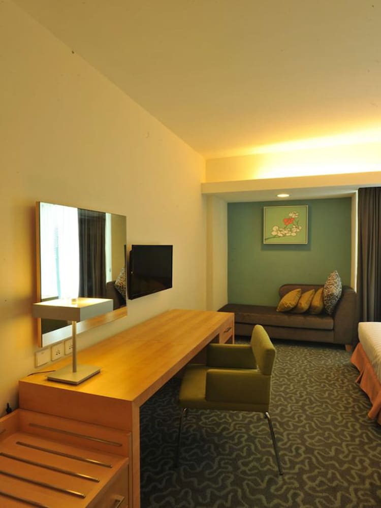 The Everly Putrajaya 48/65
