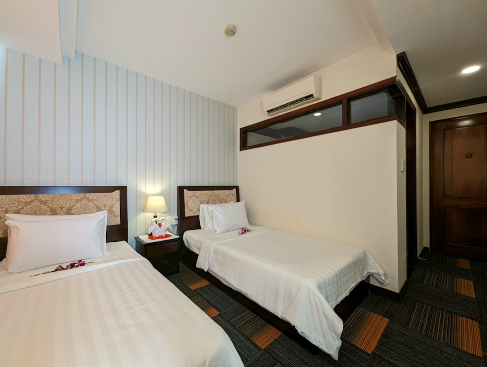 Dong Kinh Hotel 10/49