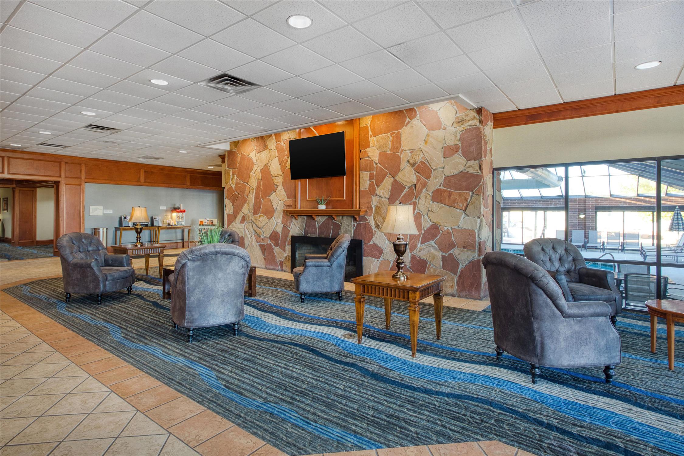 SureStay Plus Hotel by Best Western Price 15/28