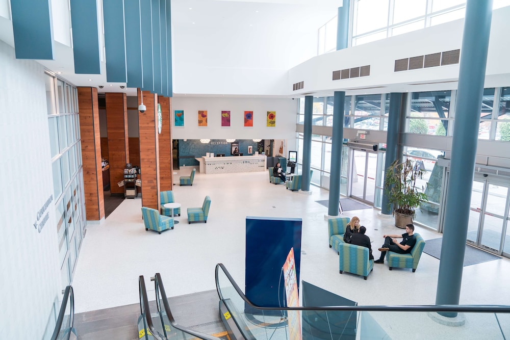 Coast Langley City Hotel And Convention Centre 32/50