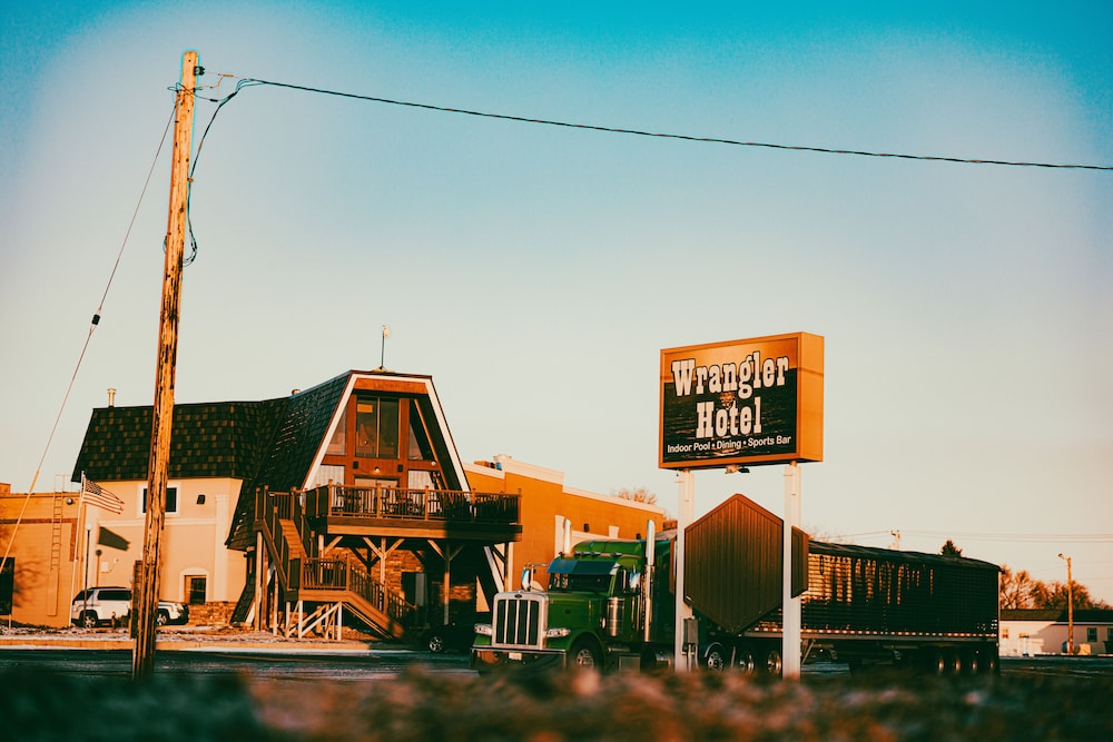 Wrangler Inn Mobridge 36/38