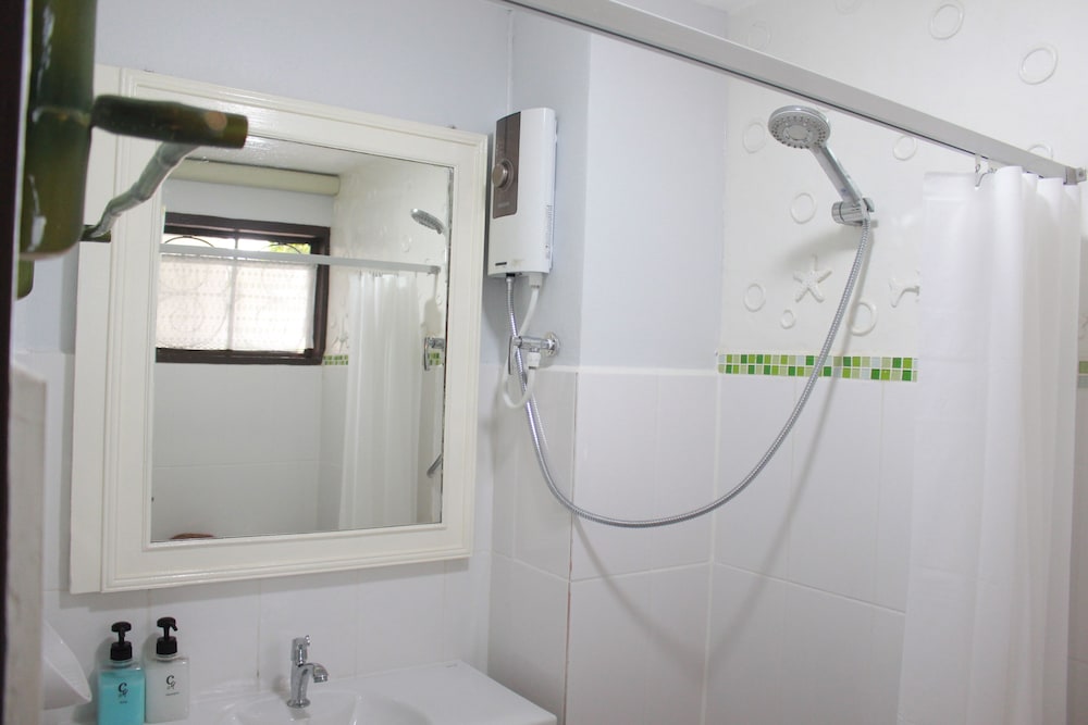 Shan Boutique Hotel 49/54
