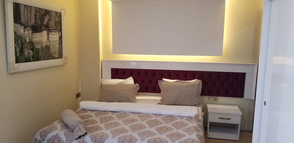SANLI HOTEL 18/62