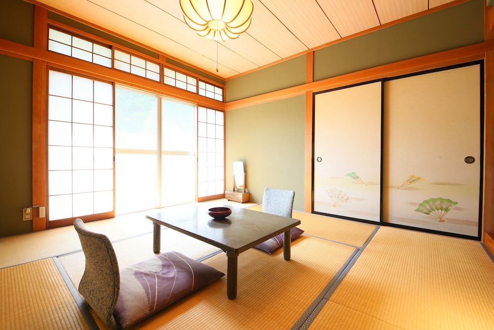 Meiji Onsen Ryokan 2/20