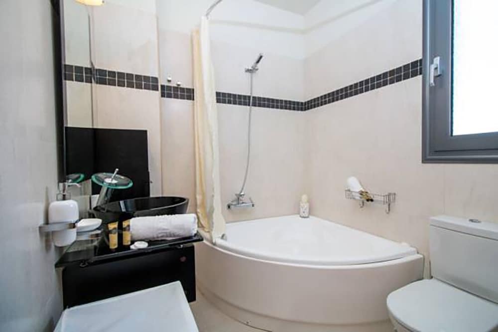 Haraki Villas 34/36