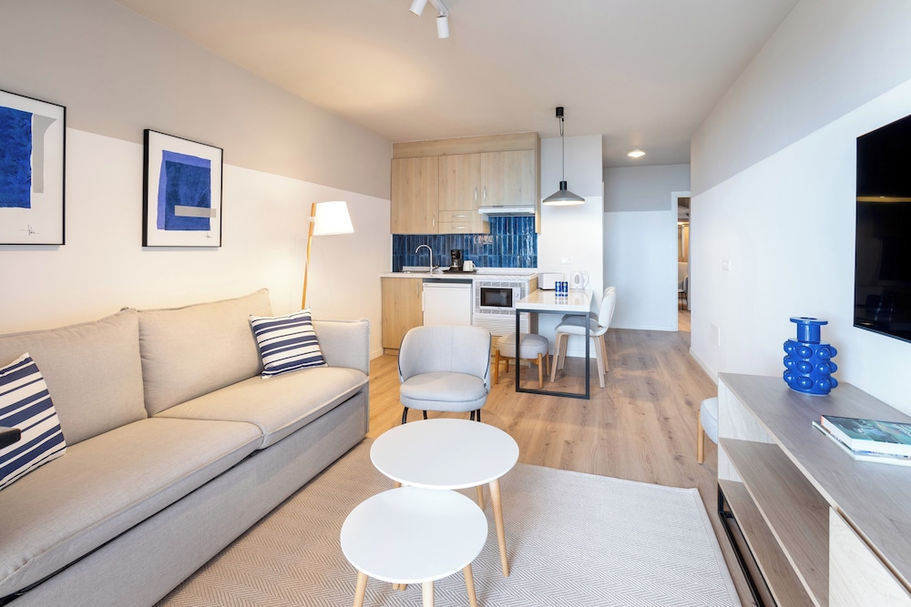 Sol Sun Beach Apartments 38/60