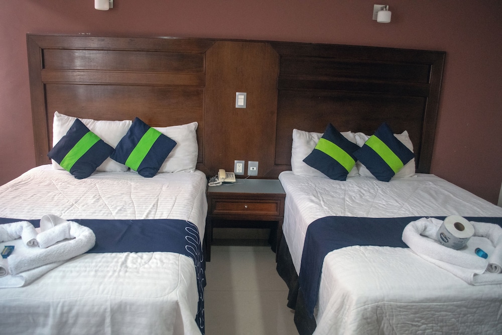 Standard, 2 Double Beds