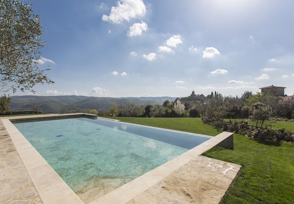 Villa Le Barone 41/50