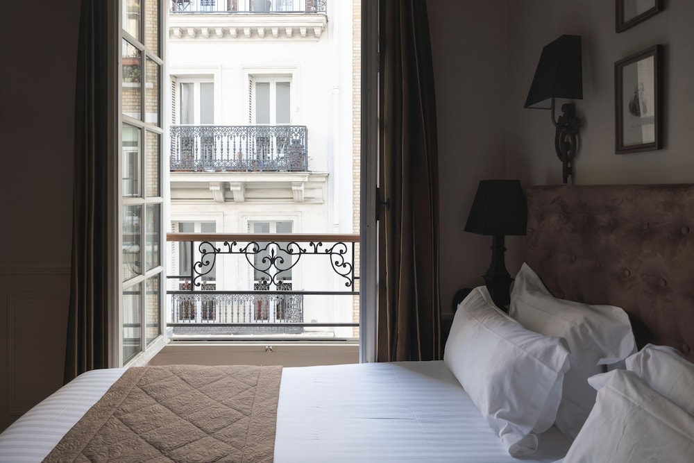 HOTEL SAINT-LOUIS MARAIS 49/68