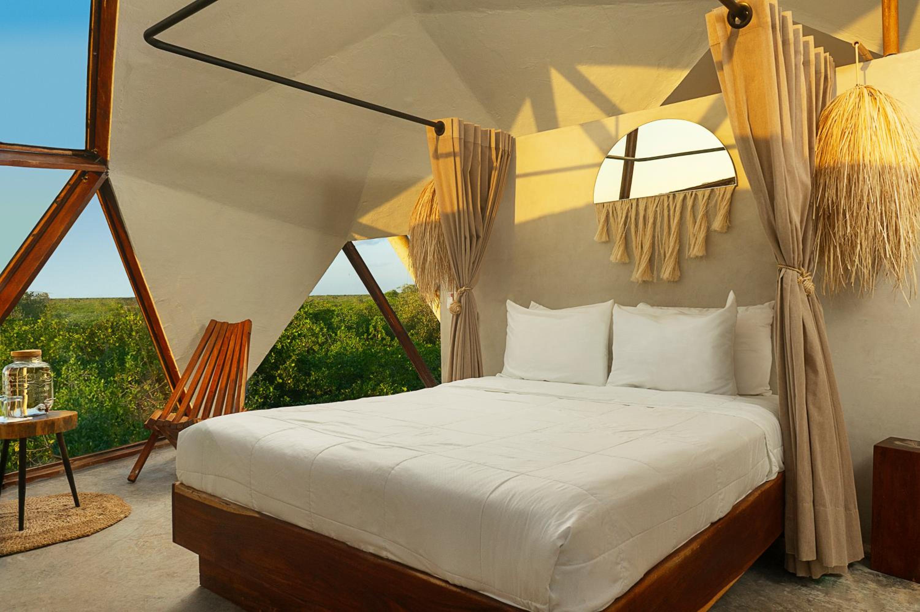 Mamasan Treehouses & Cabins 14/50
