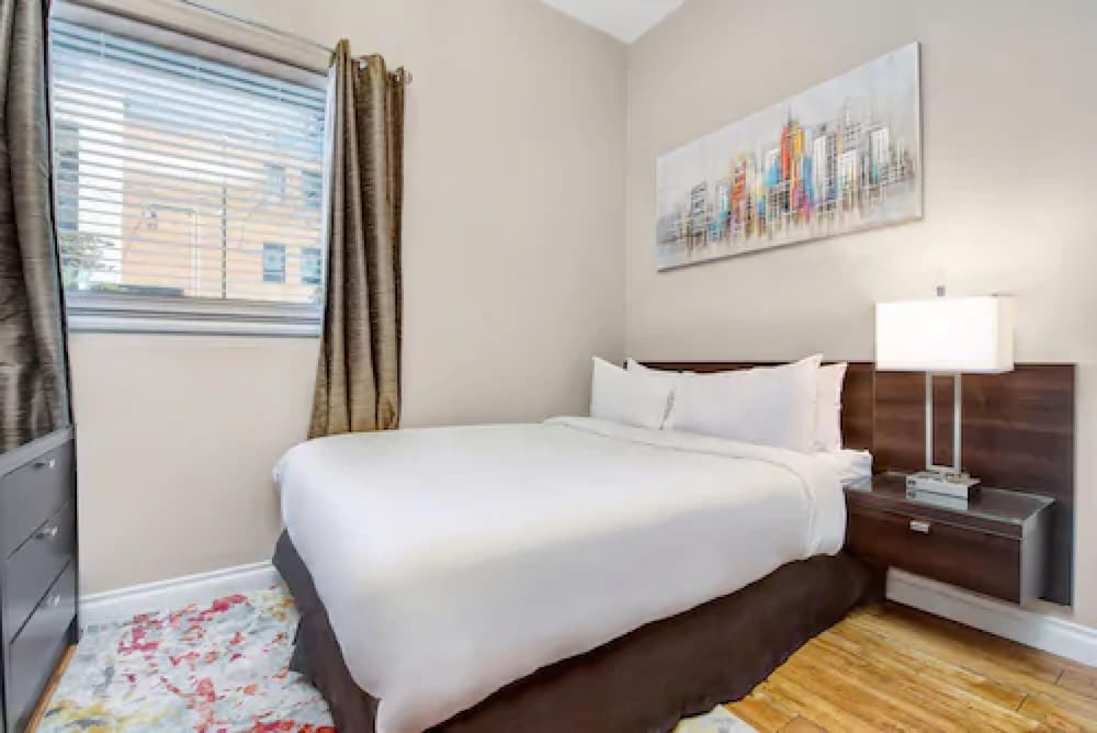 Willowdale Hotel Toronto North York 8/25