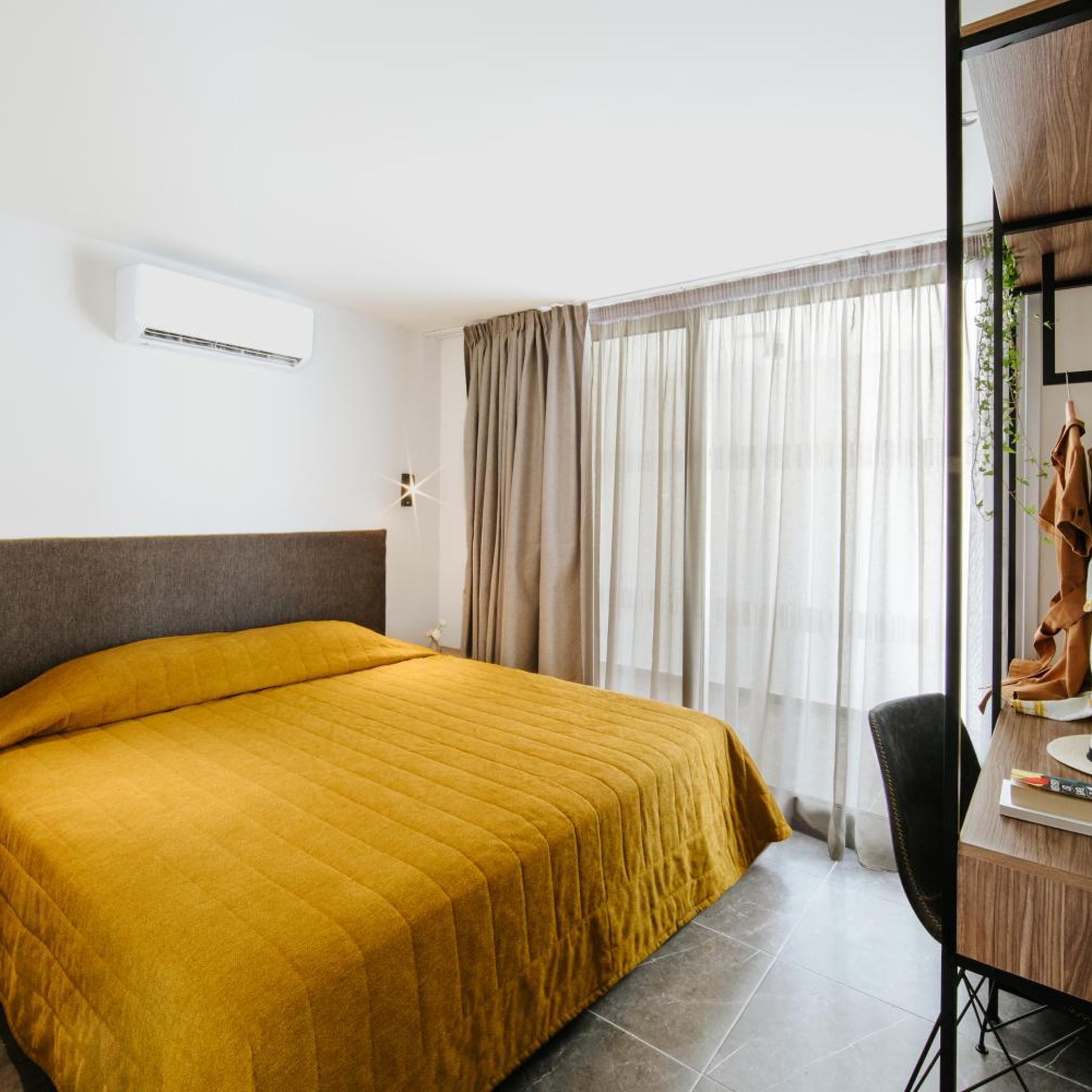 Deluxe, Suite, King Bed