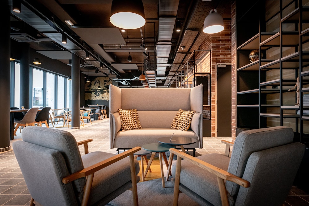 Ibis Budget Valenciennes Petite Foret 15/36