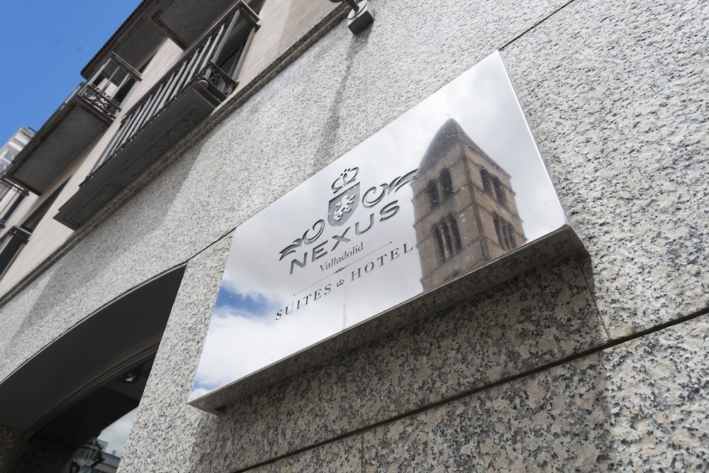 Nexus Valladolid Suites Hotel 4/44